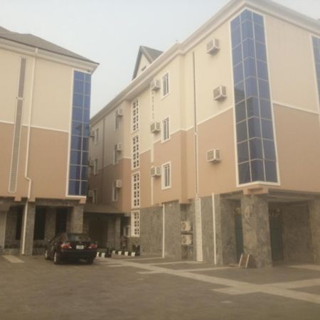 Grand Venice Transit Apartments Лагос Экстерьер фото