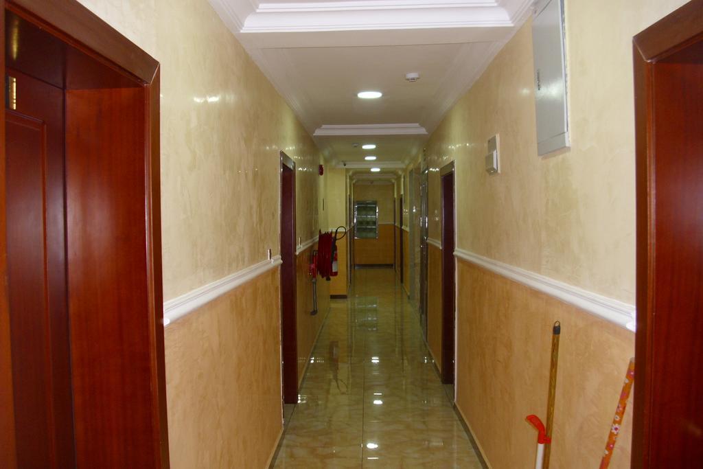 Grand Venice Transit Apartments Лагос Экстерьер фото