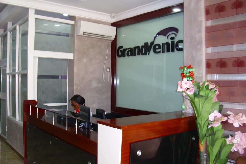 Grand Venice Transit Apartments Лагос Экстерьер фото